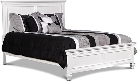 New Classic Tamarack 4-Piece Wood Queen Bedroom Set with Nightstand in White