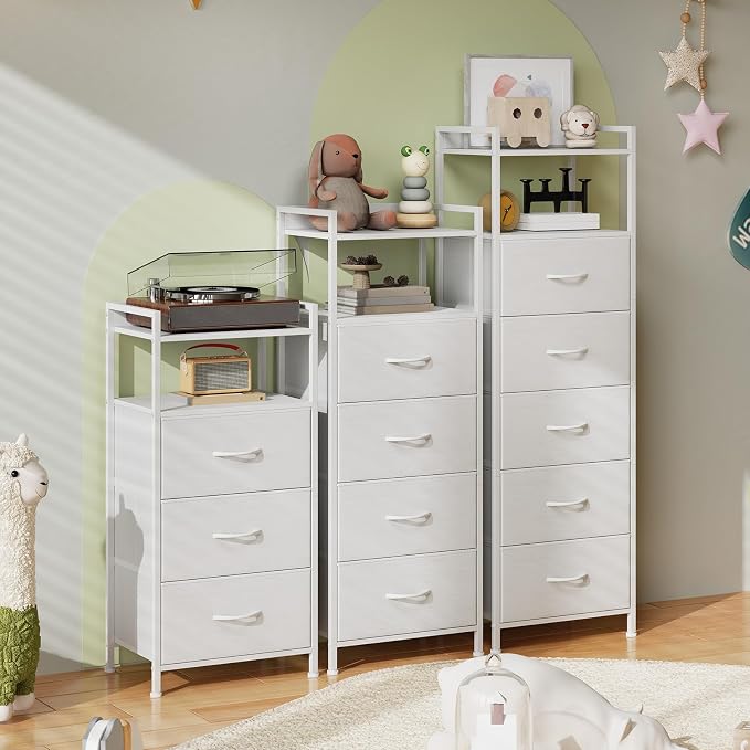 Somdot Nightstand with 3 Drawers, Dresser with Fabric Bins for Bedroom, Hallway, Entryway, Night Stand Bedside Table Furniture, Sturdy Steel Frame, Wooden Top, Easy Pull Fabric Bins, White Leather