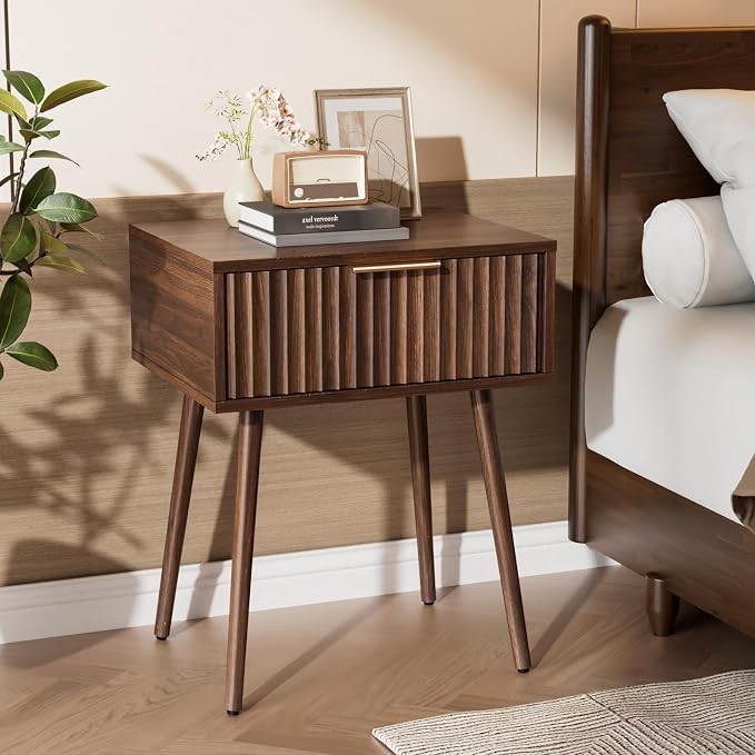 VINGLI Fluted Nightstand with Drawer, 19" W Mid Century Modern Nightstand for Bedroom, Bedside Table, End Tables Bedroom, Wood Night Stand, Walnut, 18.9" W*14.96" D*24" H