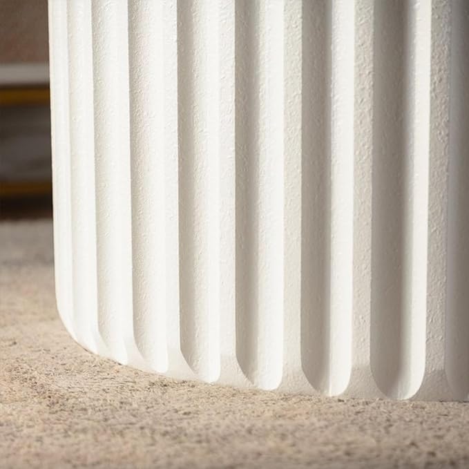 White Round Nesting Coffee Table Set of 2, Drum Side Table, Scalloped End Table witth Elegant Curved-Edge Shape, Circle Wooden Center Table for Living Room, Fully Assembled