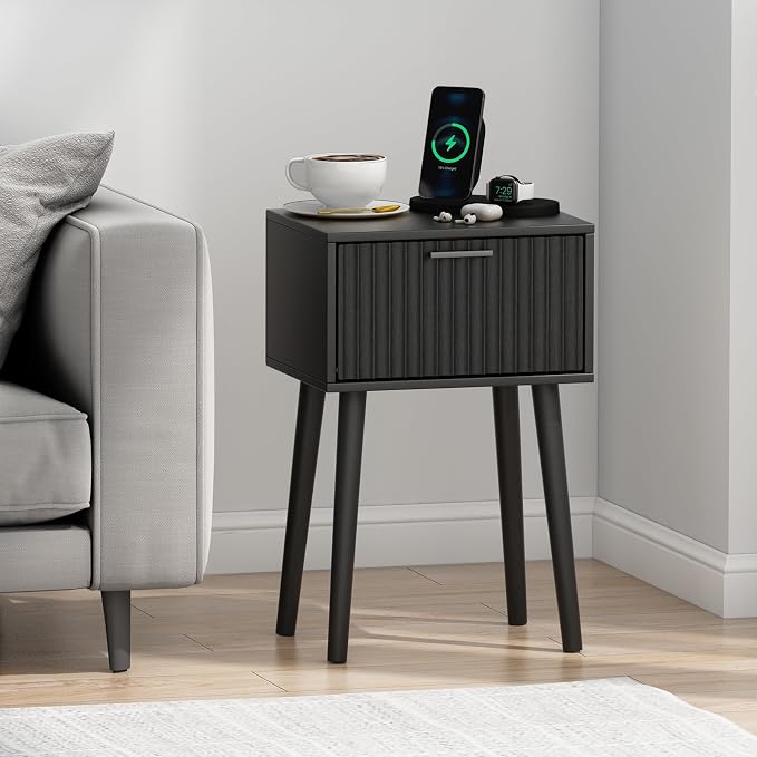 LAATOOREE Nightstands Set of 2, Small Side Table, Bedside Table with Fluted Door, Solid Wood Feet, Modern Mid-Century End Table for Bedroom, Small Space, Black