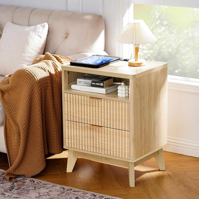 LYNCOHOME Fluted Nightstand with Charging Station, 19.7 inch Wide End Table with 2 Drawers, Modern Wood Bedside Table for Bedroom,Natural,1 Pcs