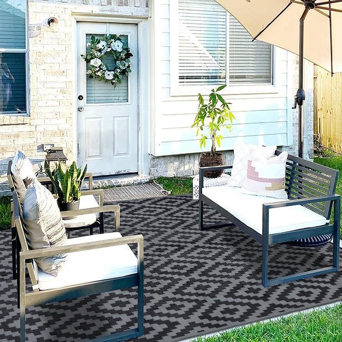 SAND MINE Waterproof Outdoor Rug, Plastic Reversible Rug, Modern Area Rug, Large Floor Mat for Outdoors, RV, Patio, Backyard, Deck, Picnic, Beach, Camping (8' x 8', Black Grey Lattice)