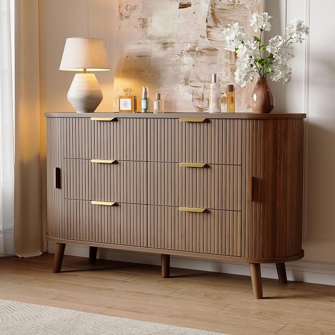 Decofy Fluted 6 Drawers Dresser, 55'' Wide Mid Century Modern Chest of Drawers with Sliding Door & Metal Handles, Curved Profile & Sturdy Legs, Wood TV Stand for Bedroom, Living Room (Walnut)