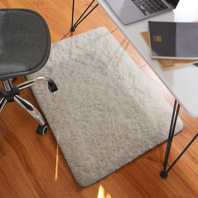 Ophanie Small Ivory Entryway Throw Rugs for Bedroom, 2x3 Mini Area Rug, Affordable Non Slip Fluffy Carpet, Fuzzy Soft Living Room Rugs, Home Decor Aesthetic, Nursery