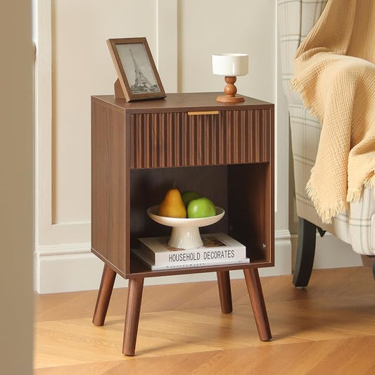 Fultyle Walnut Nightstand, Modern Night Stand with Fluted Drawer and Open Storage, Wooden Bedside Table with Solid Wood Legs for Bedroom, Living Room, Office (Walnut Brown)