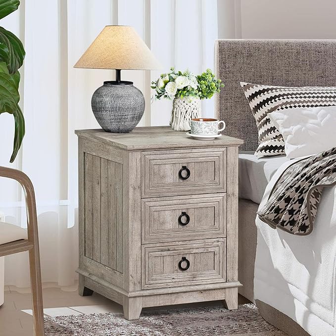 Joaxswe 18" Farmhouse Night Stand with 3 Drawers, Wood End Table Dresser for Bedroom, Retro Oak Nightstand, Bed Side Table with Metal Handle, Bedside Cabinet for Bedroom Living Room, Closet