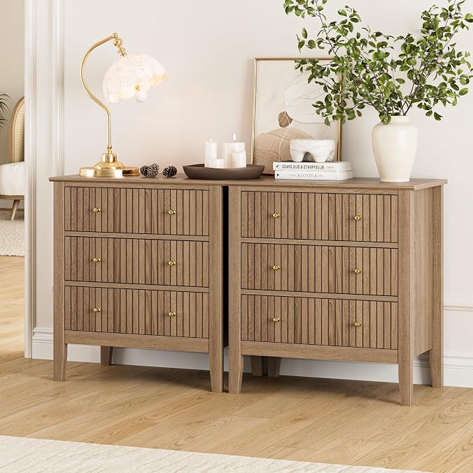 Night Stand, Fluted 3 Drawer Wide Farmhouse Nightstand with Gold Handle, Modern Wooden Bedside End Table for Bedroom, Living Room, Natural