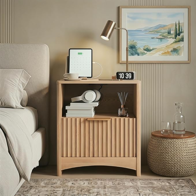 Marsail Fluted Nightstand Set of 2, Wooden Nightstands with Drawers, Modern Bedside Table with Charging Station and Storage, End Table with Storage Side Table for Bedroom, Oak