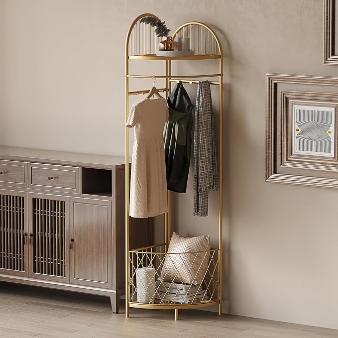 HKaikzo Corner Coat Rack, Gold Clothes Rack with 6 Metal Movable Hooks and Storage Basket Hall Tree Design Clothing Rack for Bedroom Entryway Hallway