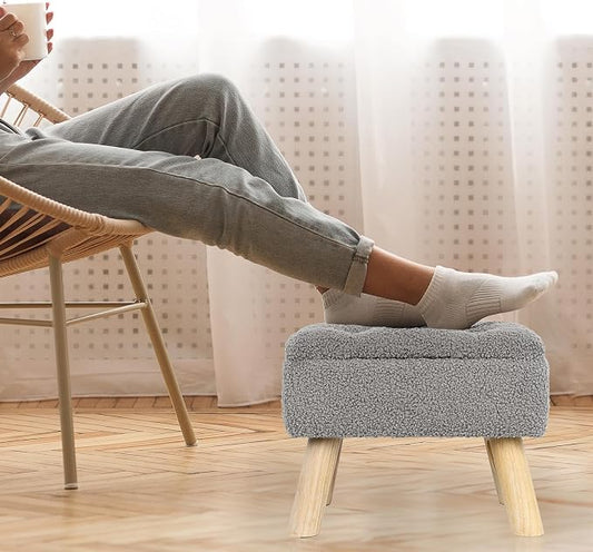 OGEMXU Storage Ottoman, Small Storage Ottoman Foot Stool with Wood Legs, Teddy Velvet Rectangular Foot Rest for Chair, Soft Sponge White Footstool for Living Room, Couch, Bedroom, Dorm (Grizzly)