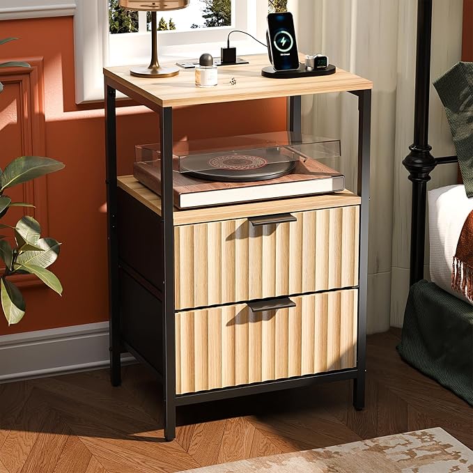 VINGLI Nightstands Set of 2 with Fabric Drawers, Fluted Nightstand with Charging Station, Oak Night Stand Set 2, Bed Side Tables with Drawers Fabric, End Tales Bedroom with Charger Station