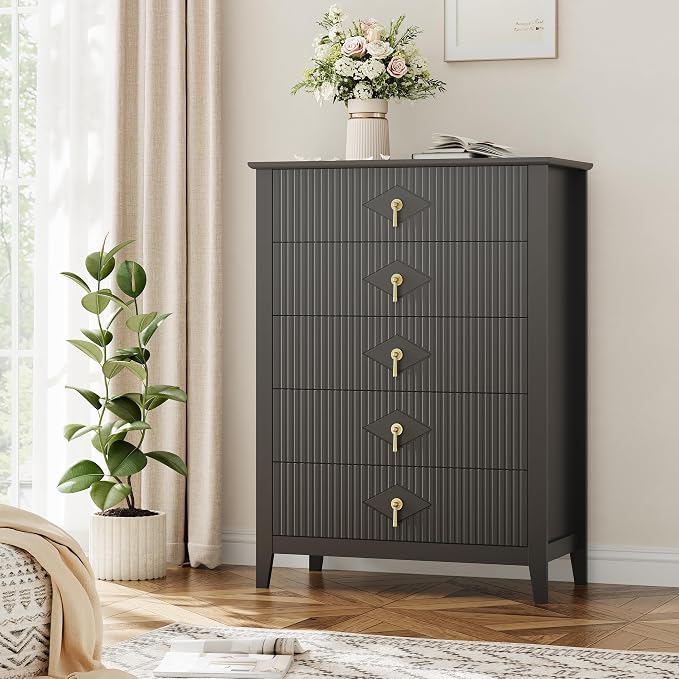 GarveeHome Fluted Dresser for Bedroom, 42.9" Tall 5-Drawer Wood Dresser, Modern Chest of Drawers, Storage Organizer Cabinet for Living Room, Hallway, Entryway, Black