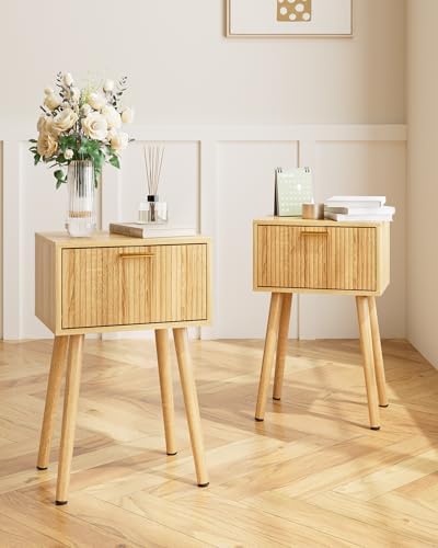 Night Stand Set 2, Modern Nightstand with Fluted Doors, Oak