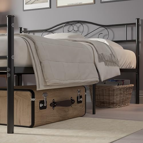 VECELO Queen Size Metal Platform Bed Frame with Headboard and Footboard, Heavy Duty Mattress Foundation with Steel Slats Support, No Box Spring Needed, Black