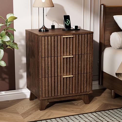 VINGLI Walnut Nightstand with Charging Station, Fluted Nightstand 3 Drawer Night Stand, Mid Century Modern Night Stand for Bedroom, Fluted Bedside Table/End Table/Side Table, 17.72" W, 1 pc