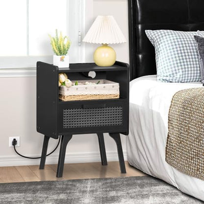 Lerliuo Rattan Nightstands Set of 2 with Charging Station, Boho Side Table