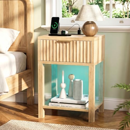 VINGLI Fluted Nightstand with Charging Station Led Oak Nightstand