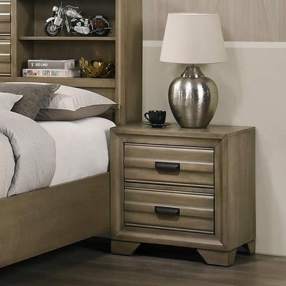 Roundhill Furniture Loiret Light Gray Finish 3-Piece Wood Bedroom Set with King Size Storage Bed with Two Nightstands