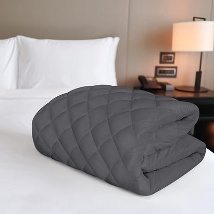 Quilted Fitted Mattress Pad, Queen Mattress Protector Topper with Deep Pocket Stretches up to 16 Inches, Machine Washable Mattress Cover by Utopia Bedding (Grey)