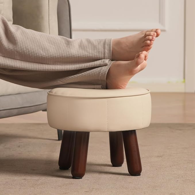 oakvivo 13in Small Foot Stool Ottoman, Round Faux Leather Foot Rest for Couch, Under Desk Pouf Footstool Footrest with Non-Skid Rubber Legs for Ling Room, Bedroom, 13''L x 13''W x 10.2''H, Beige