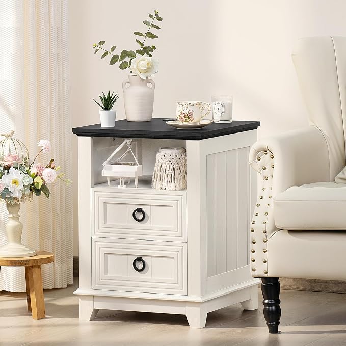 Joaxswe 18" Farmhouse Night Stands Set of 2 with Charging Station, 2 Drawers End Table Dresser for Bedroom， Wooden Nightstand, Bed Side Table with Open Shelf, Bedside Cabinet for Living Room（White）