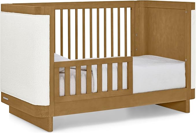 Delta Children babyGap Callie 4-in-1 Upholstered Crib (Acorn/White Boucle)
