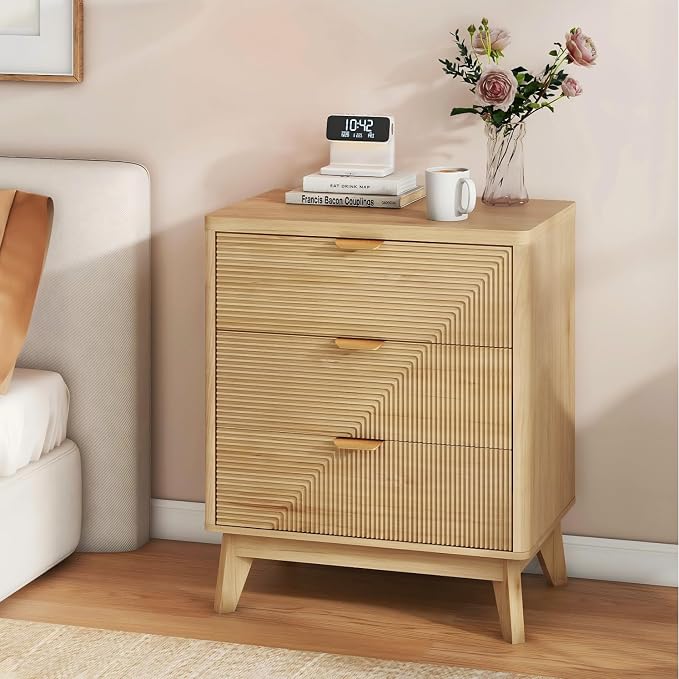 LYNCOHOME 3 Drawer Fluted Nightstand, Modern Wood Night Stand with Curved Profile, Fluted Tall Nightstand with Drawers, Light Oak