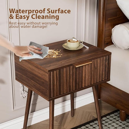 VINGLI Nightstands Set of 2, Fluted Night Stand with Drawer, Bedside Table, Wood Nightstand for Bedroom, Mid Century Modern End Tables, Walnut, 18.9" W*14.96" D*24" H