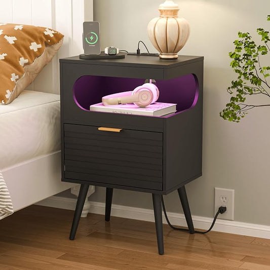 Veegle Nightstand,Modern Bedside Table with Storage Drawer and Open Wood Shelf, Accent Night Stand with Solid Wood Legs for Living Room, Bedroom and Small Spaces,Easy Assembly (Black-1)