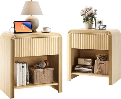 Decofy Fluted Nightstand with Charging Station, Modern Bedroom Side Table with Gold Handles, Curved Profile Design, End Table Wood Organizer for Bedroom, Open Shelf & 1 Drawers (2 Pack, Natural Oak)