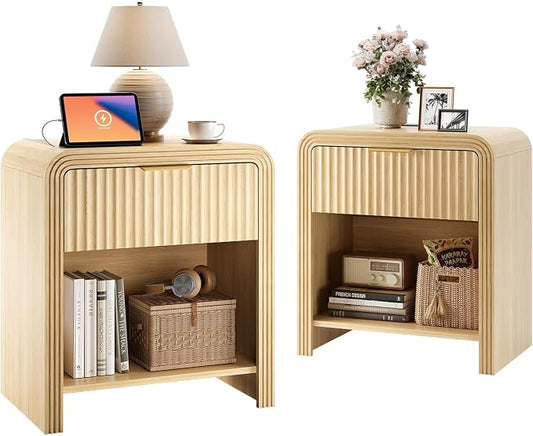 Decofy Fluted Nightstand with Charging Station, Modern Bedroom Side Table with Gold Handles, Curved Profile Design, End Table Wood Organizer for Bedroom, Open Shelf & 1 Drawers (2 Pack, Natural Oak)