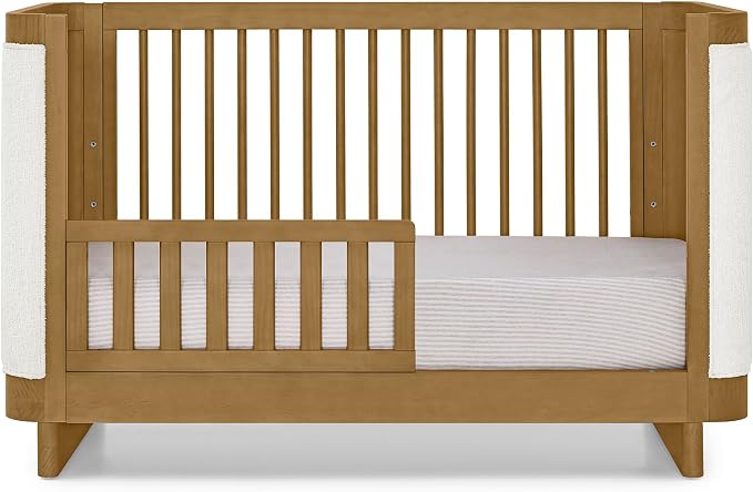 Delta Children babyGap Callie 4-in-1 Upholstered Crib (Acorn/White Boucle)