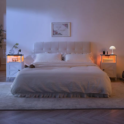 Yoobure Farmhouse NightStand with Charging Station，Wood Night Stand End Table with USB Ports, LED Bed Side Table with Storage Cabinet，Bedside Table for Bedroom, Living Room White