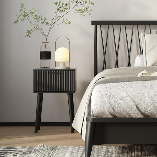 LAATOOREE Nightstands Set of 2, Small Side Table, Bedside Table with Fluted Door, Solid Wood Feet, Modern Mid-Century End Table for Bedroom, Small Space, Black