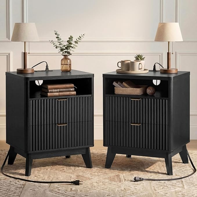 LYNCOHOME Fluted Nightstand with Charging Station, 19.7 inch Wide End Table with 2 Drawers, Modern Wood Bedside Table for Bedroom, Night Stand Set of 2, Black