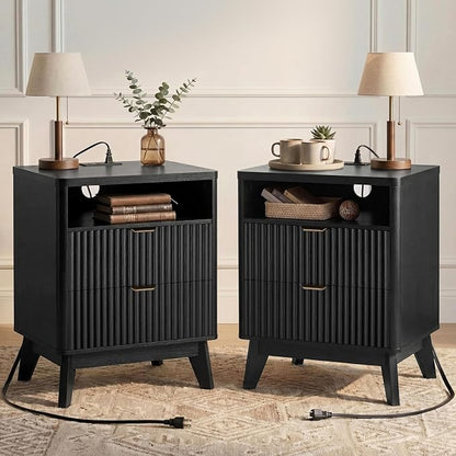 LYNCOHOME Fluted Nightstand with Charging Station, 19.7 inch Wide End Table with 2 Drawers, Modern Wood Bedside Table for Bedroom, Night Stand Set of 2, Black