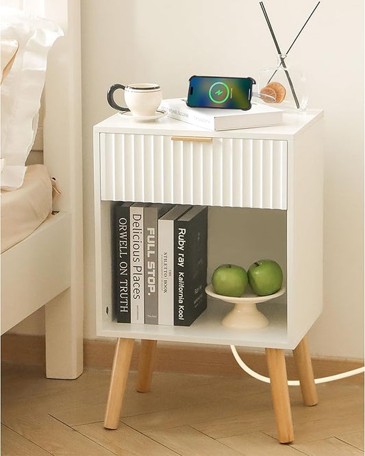 Fultyle White Nightstand with Charging Station, Mid Century Modern Bedside Table with Drawers and Outlet, Side Tables Living Room, Wooden Night Stand for Bedroom, Office (White)