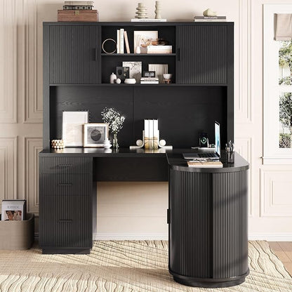 ONBRILL 70.87“H L Shaped Executive Desks with Hutch, Fluted Corner Desk with 3 Drawers & Charging Outlets, Mid-Century Wood Home Office Desk with Sliding Door for Work and Study,Black