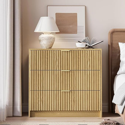 MAISONARIA 3-Piece Dresser Bedroom Set, 8 Drawer Dresser & 3 Drawer Nightstands with Gold Handles, Fluted Wood Chest of Drawers for Bedroom, Living Room, Entryway, Natural