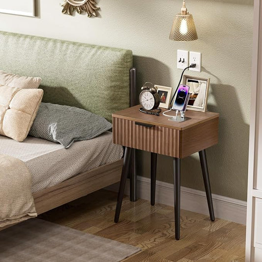 HAIOOU Fluted Mid Century Modern Nightstands Set of 2 with Charging Station, Modern Bedside Tables with Storage Drawer, Solid Wood Legs, End Tables for Bedroom Living Room