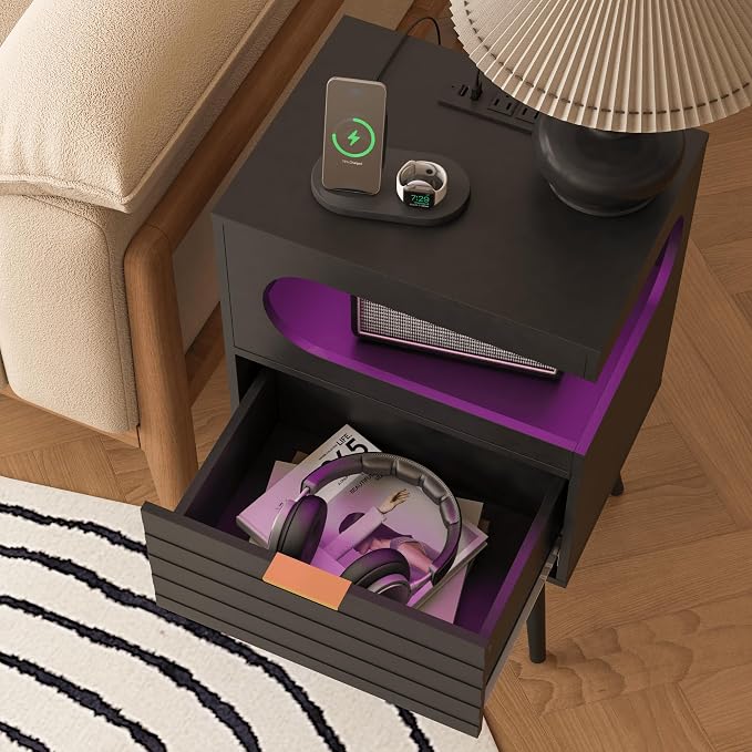 Veegle Nightstand,Modern Bedside Table with Storage Drawer and Open Wood Shelf, Accent Night Stand with Solid Wood Legs for Living Room, Bedroom and Small Spaces,Easy Assembly (Black-1)