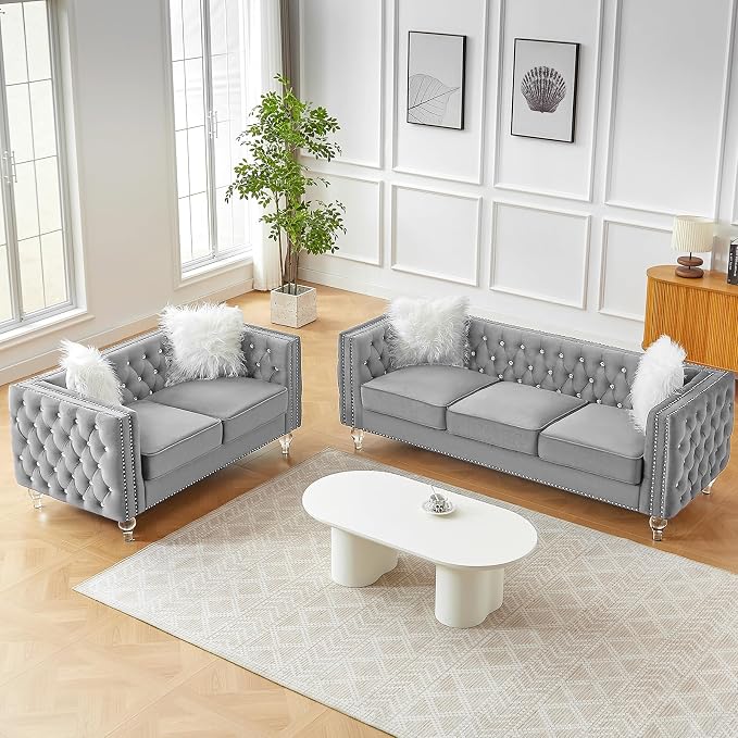 60" Chesterfield Sofa, Velvet Mid-Century Modern Upholstered Loveseat Sofa with 2 Throw Pillows and Acrylic Legs, Nailhead Button Tufted Vintage Couch for Living Room, Apartment, Grey