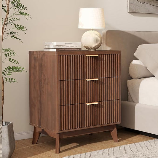 LYNCOHOME Fluted Nightstand with 3 Drawers, Modern Wood Chest of Bedside Table with Curved Profile, Fluted Dresser Organizer for Bedroom,Walnut