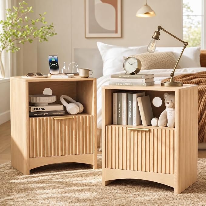 Marsail Fluted Nightstand Set of 2, Wooden Nightstands with Drawers, Modern Bedside Table with Charging Station and Storage, End Table with Storage Side Table for Bedroom, Oak
