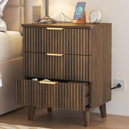 Lulive Dresser and Nightstand Sets 3-Piece, 2 Nightstands + 5-Drawer Dresser Bedroom Sets with Charging Station