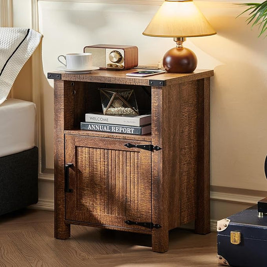 Joaxswe Night Stand with Charging Station and USB Port, 18 Inch Farmhouse Nightstand with Storage Shelf, Rustic Wood Bedside Table with Magnetic Door, Bed Side Tables for Bedroom, Reclaimed Barnwood