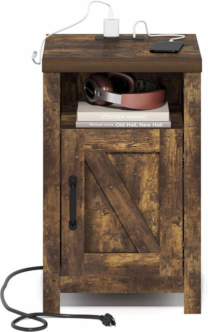 Furinno Farmhouse Night Stand with Charging Station, Bedside Table, Side Table, End Table with Door, USB Ports and Outlets, for Bedroom, Closet, Dorm, Amber Oak