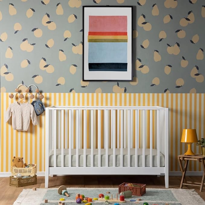dadada Baby LaLa 3-in-1 Convertible Crib- Converts to Toddler Bed & Daybed- Adjustable Mattress Height – 3 Positions - Made in Italy - Solid Beechwood (White)