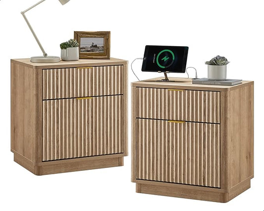 T4TREAM 23'' Fluted Nightstand Set of 2 with Charging Station, Large 2 Drawer Side Table, Modern End Table with Storage, Mid Century Bedside Table for Bedroom, Living Room, Curved Profile, Natural Oak
